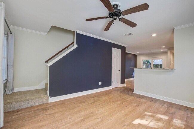 Foto del edificio - 1371 Cassidy Ct