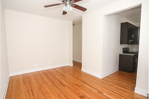 Foto del edificio - 5103 N Winchester Ave