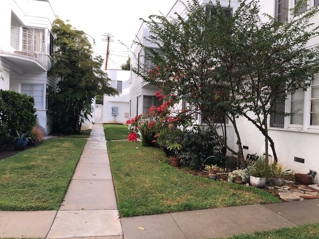 Building Photo - 953 11th St