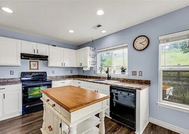 Foto del edificio - 5974 Turnstone Pl