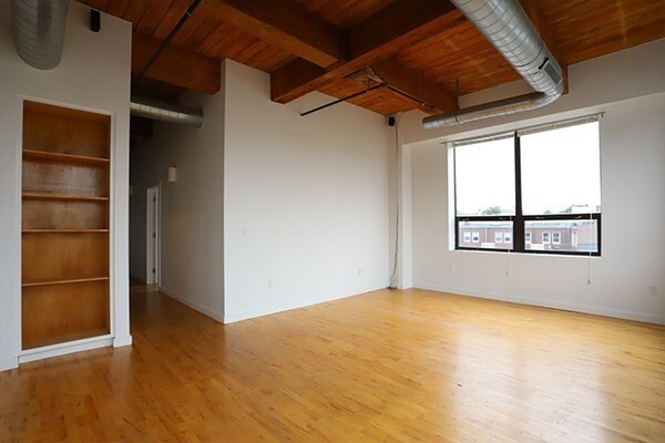 Building Photo - 76 Lafayette St