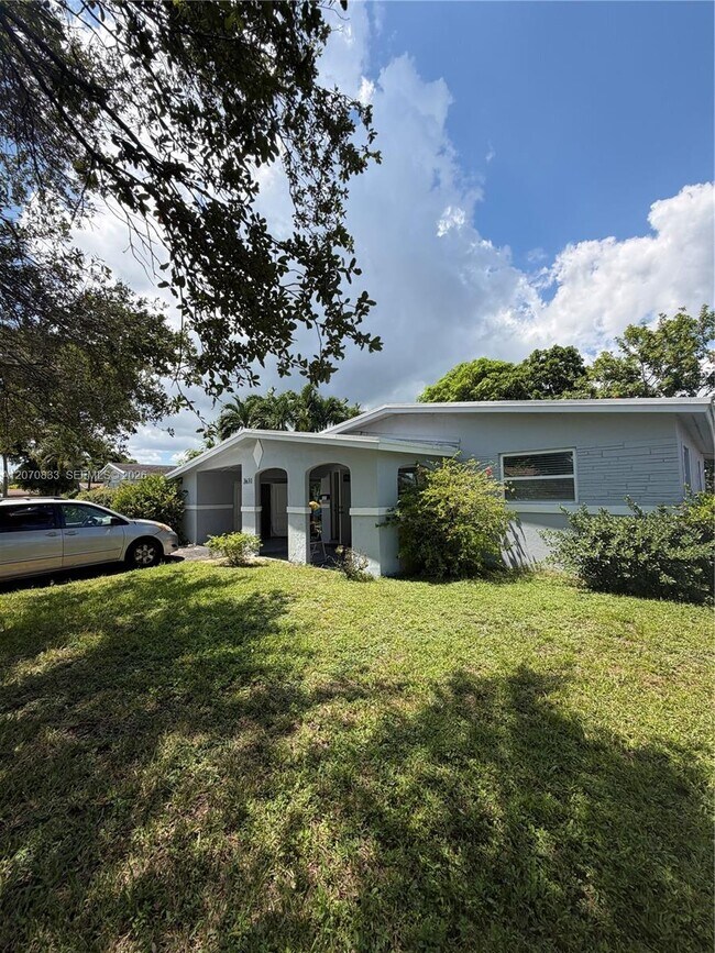 Building Photo - 3631 NW 9th St