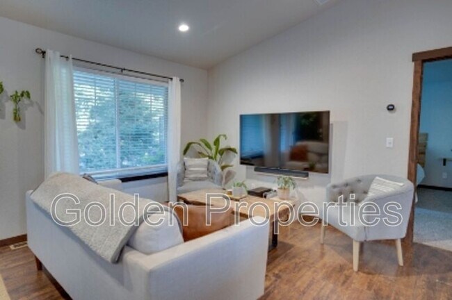 Foto del edificio - 24767 N Corbin Hill Rd