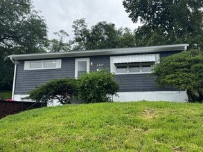 Building Photo - 5357 N 34th St