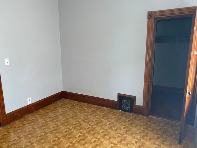 Foto del edificio - 7 Prospect Hill Ave