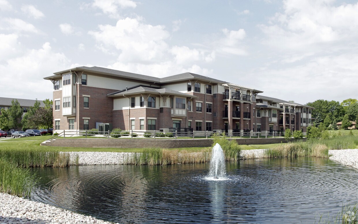 Village at the Falls Apartments in Menomonee Falls, WI