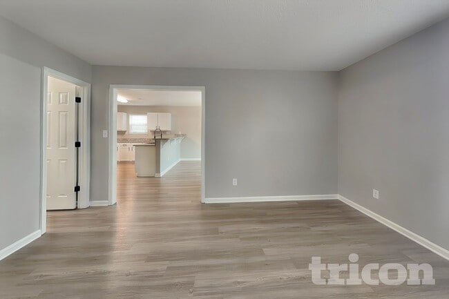 Building Photo - 4635 Christenbury Hills Ln