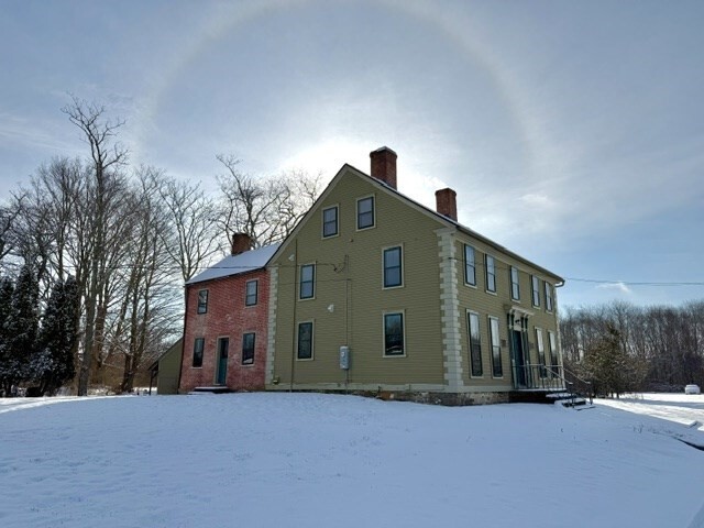 Building Photo - 166 Old Providence Rd