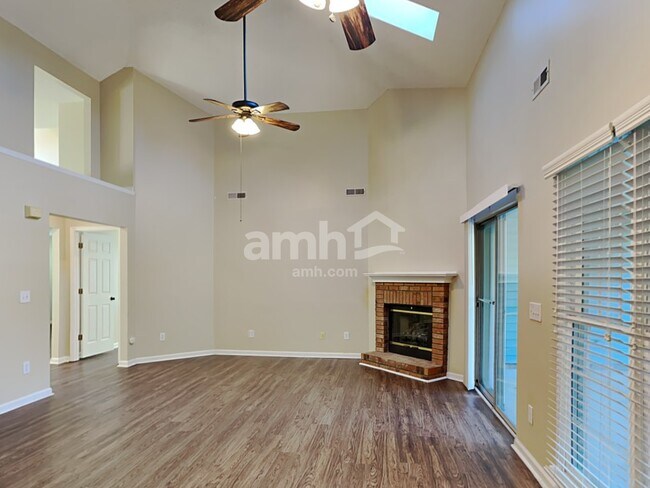 Foto del edificio - 3648 Ivy Grove Court NW