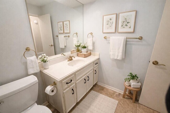 Foto del edificio - 6503 Robbie Creek Cove