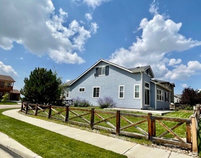 Foto del edificio - 7778 Buckeye Tree Ln