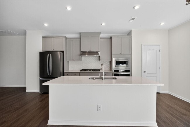 Building Photo - 1223 Brickfield Dr