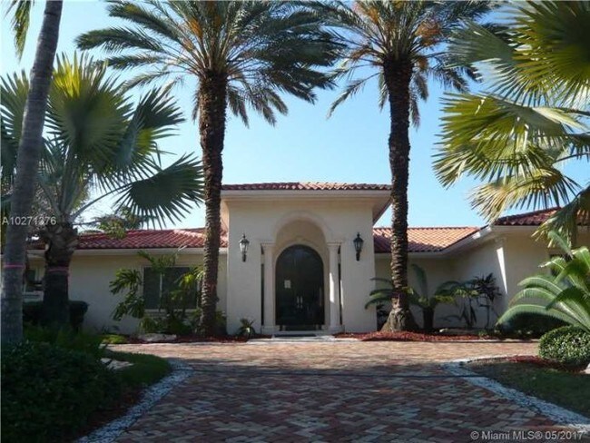 Building Photo - 70 Solano Prado