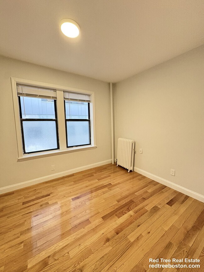 Foto del edificio - 19 Peterborough St