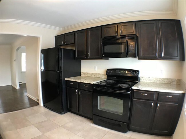 Building Photo - 487 Neff Rd