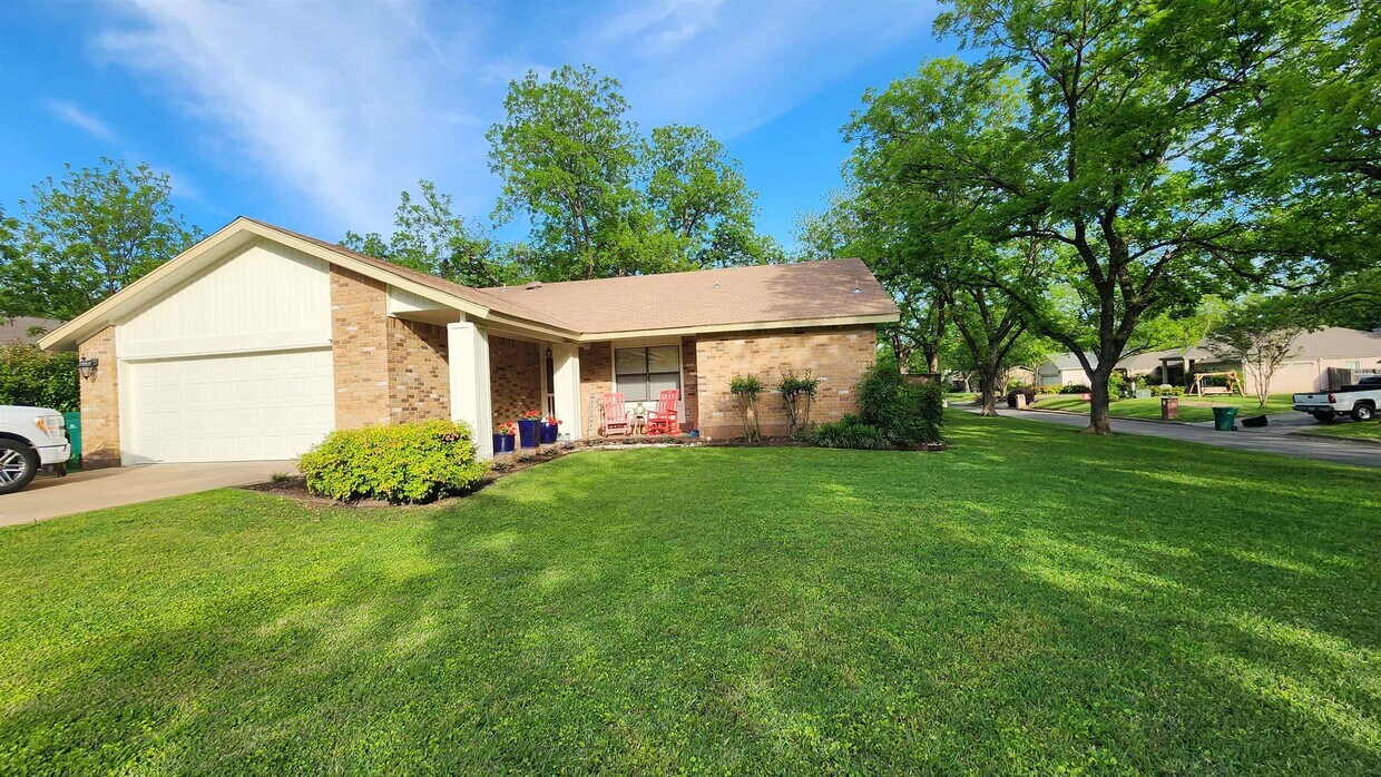 342 Columbine St, Meadowlakes, TX 78654 House Rental in Meadowlakes