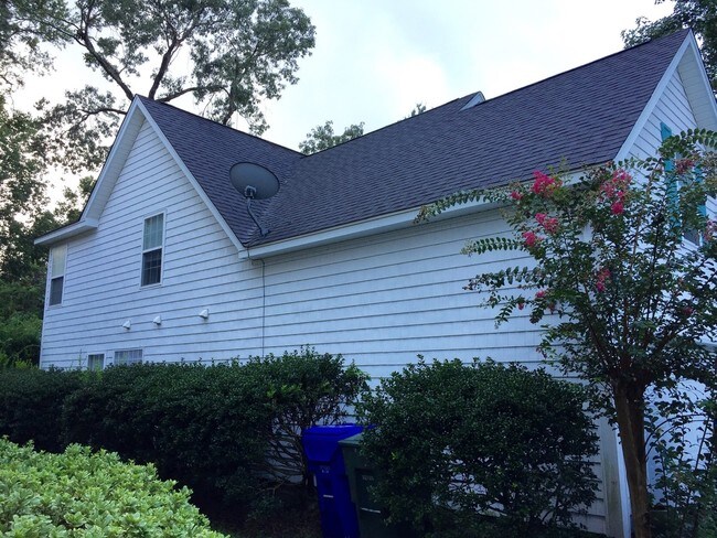 Building Photo - 713 Lawton Harbor Dr