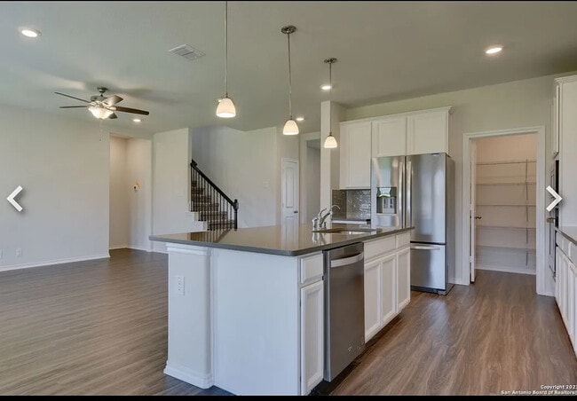 Foto del edificio - Room in House on Flatiron Clf