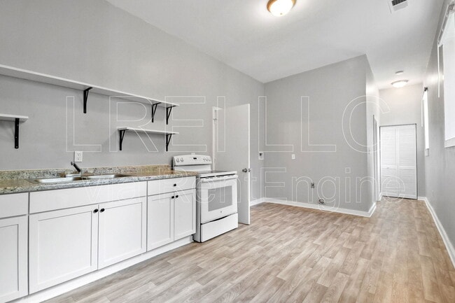 Foto del edificio - 2209 St Louis Ave