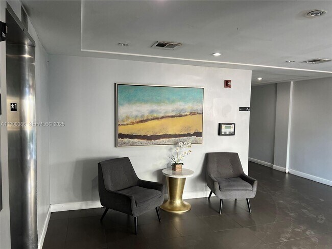 Foto del edificio - 1300 Lincoln Rd