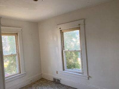 Building Photo - 1244 S Seneca Ave