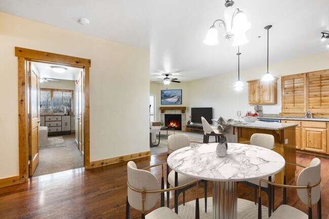 Foto del edificio - 5519 Lillehammer Ln