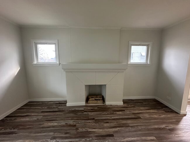 Building Photo - 18108 Harland Ave