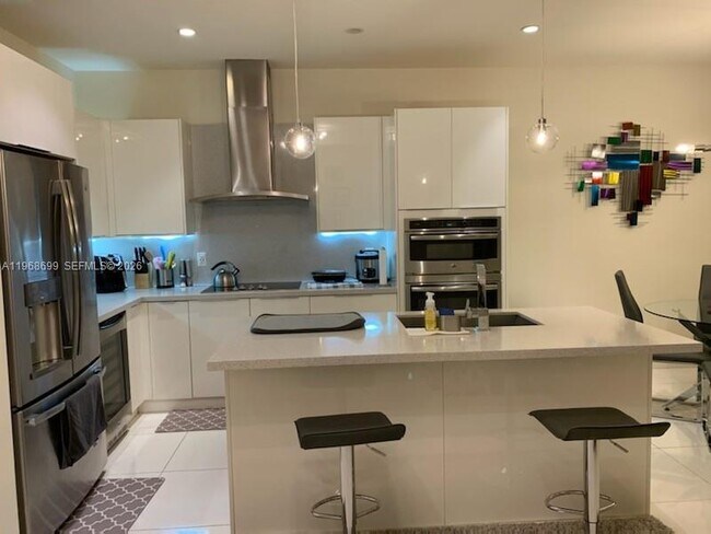 Foto del edificio - 10225 NW 63rd Terrace