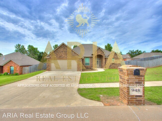 Building Photo - 3 br, 2 bath House - 948 Fox Run Ln.
