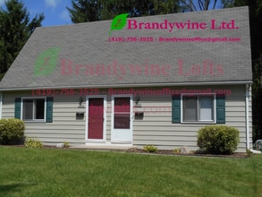 Building Photo - 275 Cliffbrook Dr