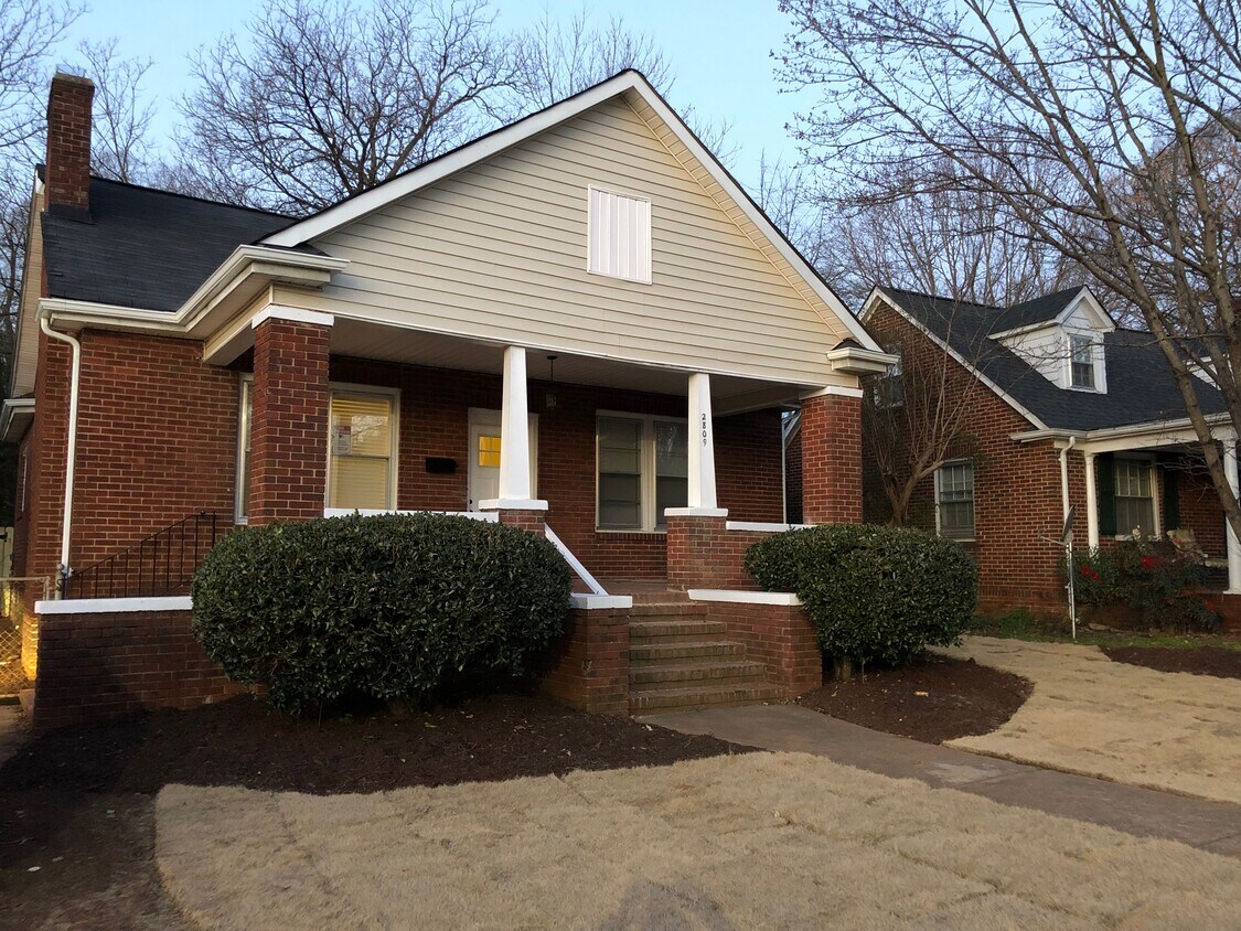 2809 Tuckaseegee Rd, Charlotte, NC 28208 House Rental in Charlotte