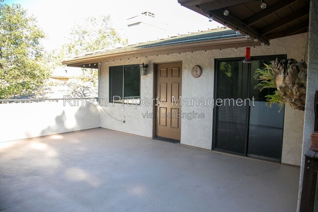 Foto del edificio - 584 Doyle Ln