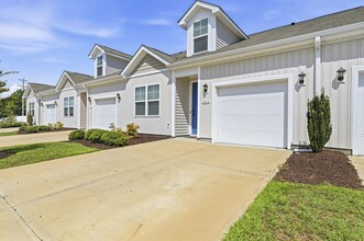 Building Photo - 3412 Bells Lk Cir