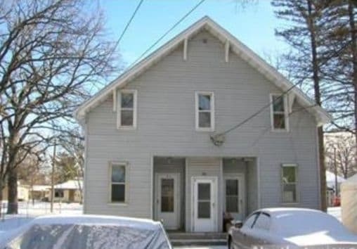 Building Photo - 1009 Broadway Ave S