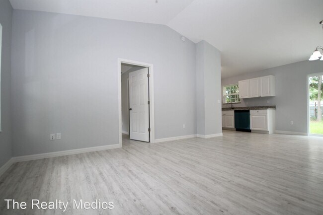 Building Photo - 3 br, 2 bath House - 6567 NW 61st Ln