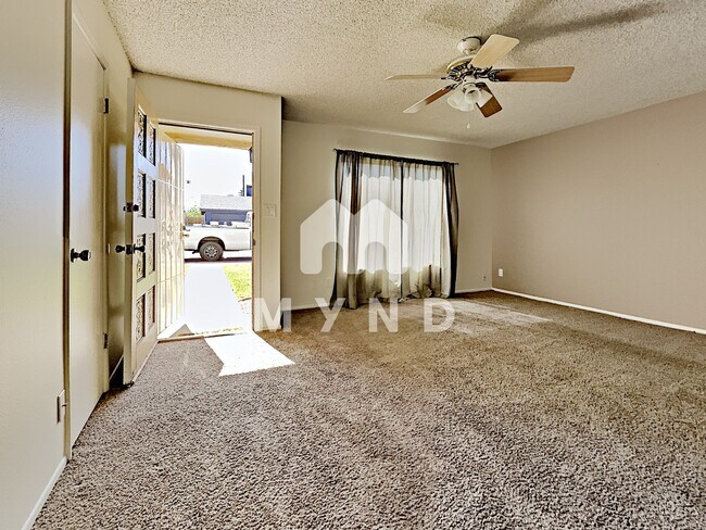 Foto del edificio - 5823 N 81st St