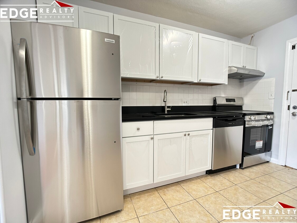 Photo - 35 Glencoe St. Unit 20