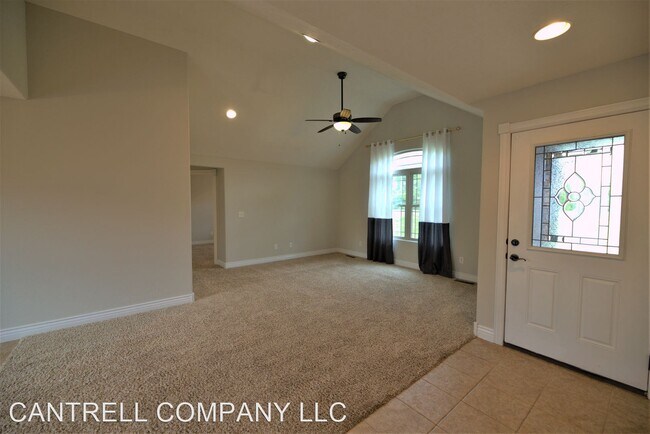 Building Photo - 3 br, 2 bath House - 4902 E Farm Rd 136