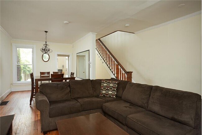 Foto del edificio - 3308 Prospect St NW