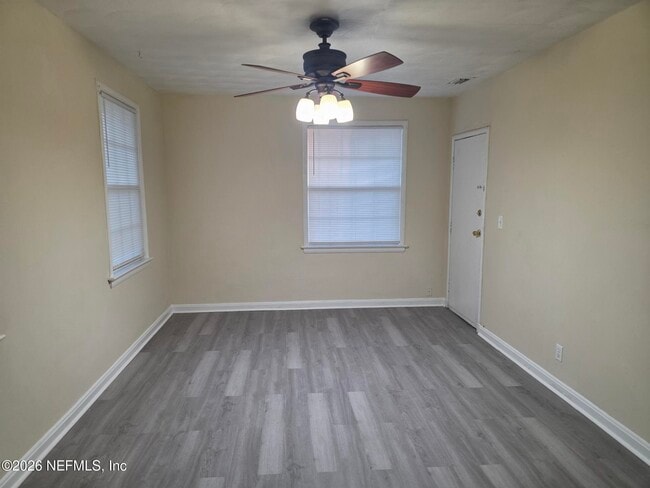 Building Photo - 3235 Post St