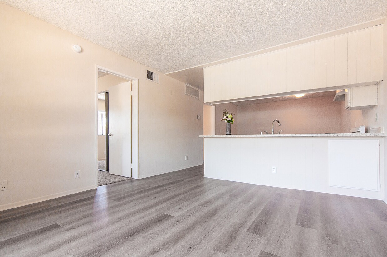 10827 Morrison St Unit 102, North Hollywood, CA 91601 Apartments in North Hollywood, CA