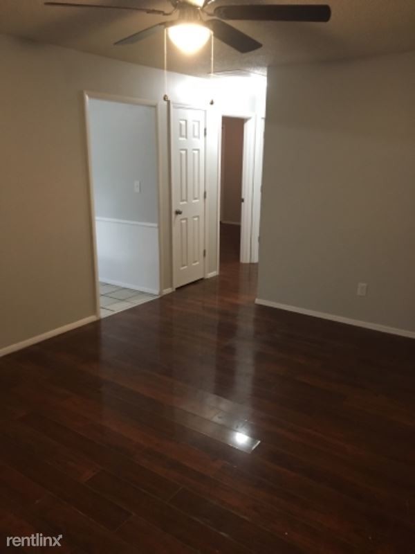 Building Photo - 2828 E Stanford St