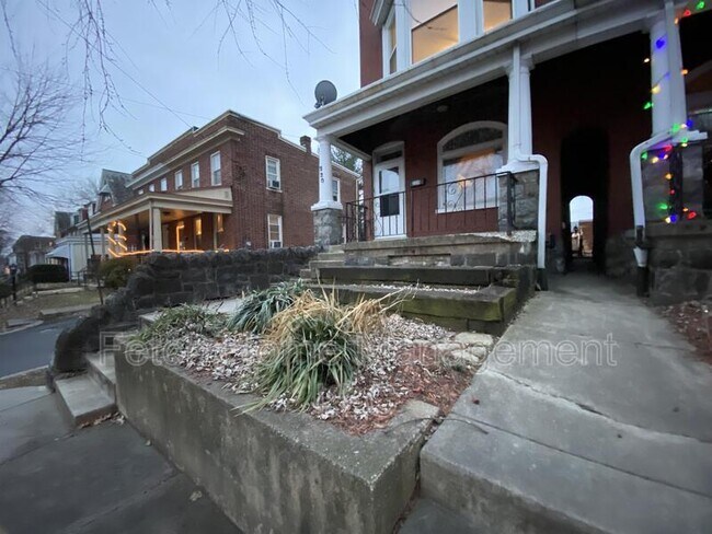 Foto del edificio - 220 Ruby St