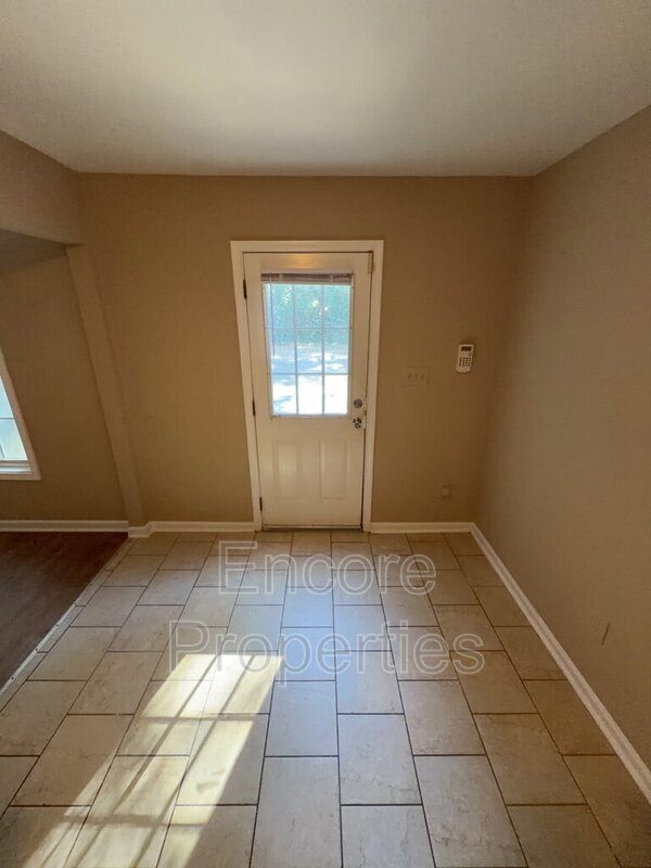 Foto del edificio - 2004 Hart St