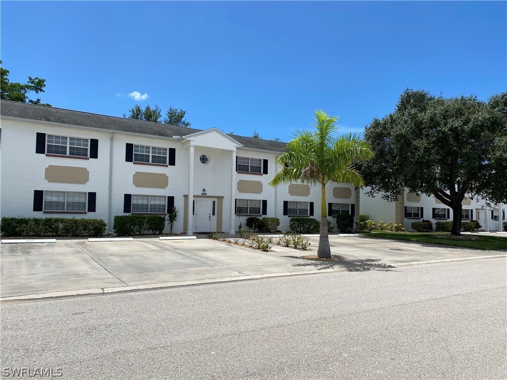 Primary Photo - 1514 Edgewater Cir