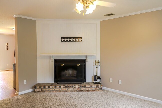 Foto del edificio - 2 Bedroom Townhome in Augusta!