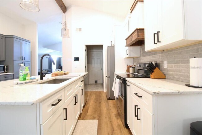 Building Photo - 2180 Tortoise Shell Dr