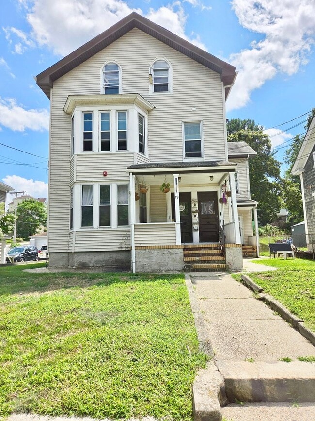 Building Photo - 79 Hamlet Ave
