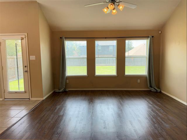 Foto principal - 12516 Coral Dr