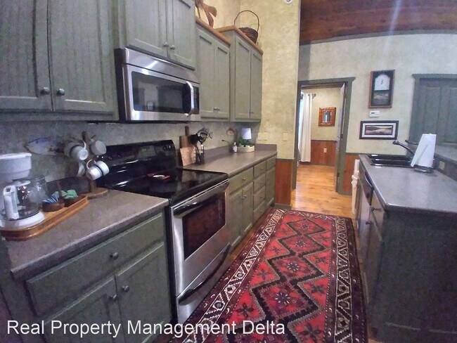 Building Photo - 3 br, 2 bath House - 30 Old Ford Way